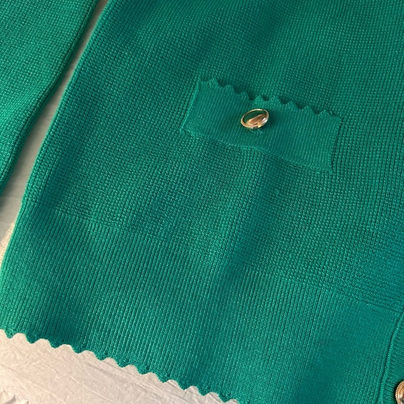 Adrianna Papell Kelly Green cardigan w/ gold buttons and scalloped trim NEW!! - Picture 7 of 12